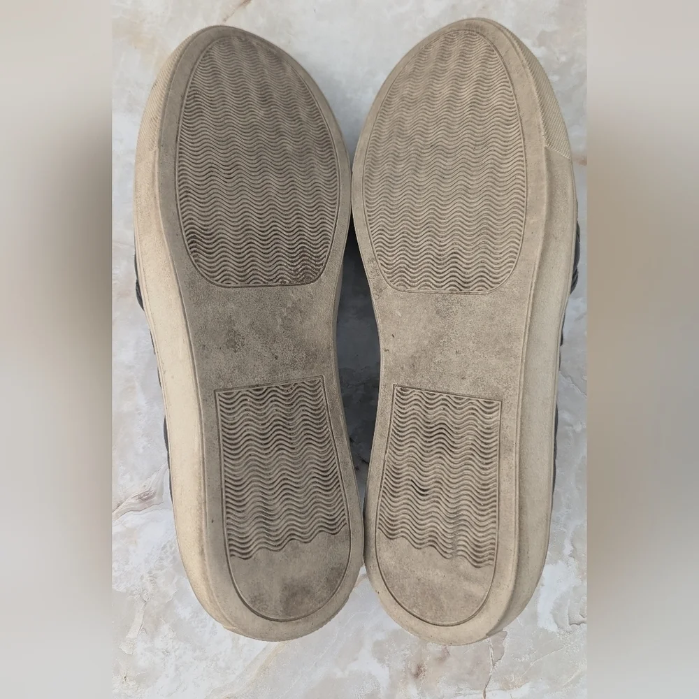 Steve Madden womsn slip
